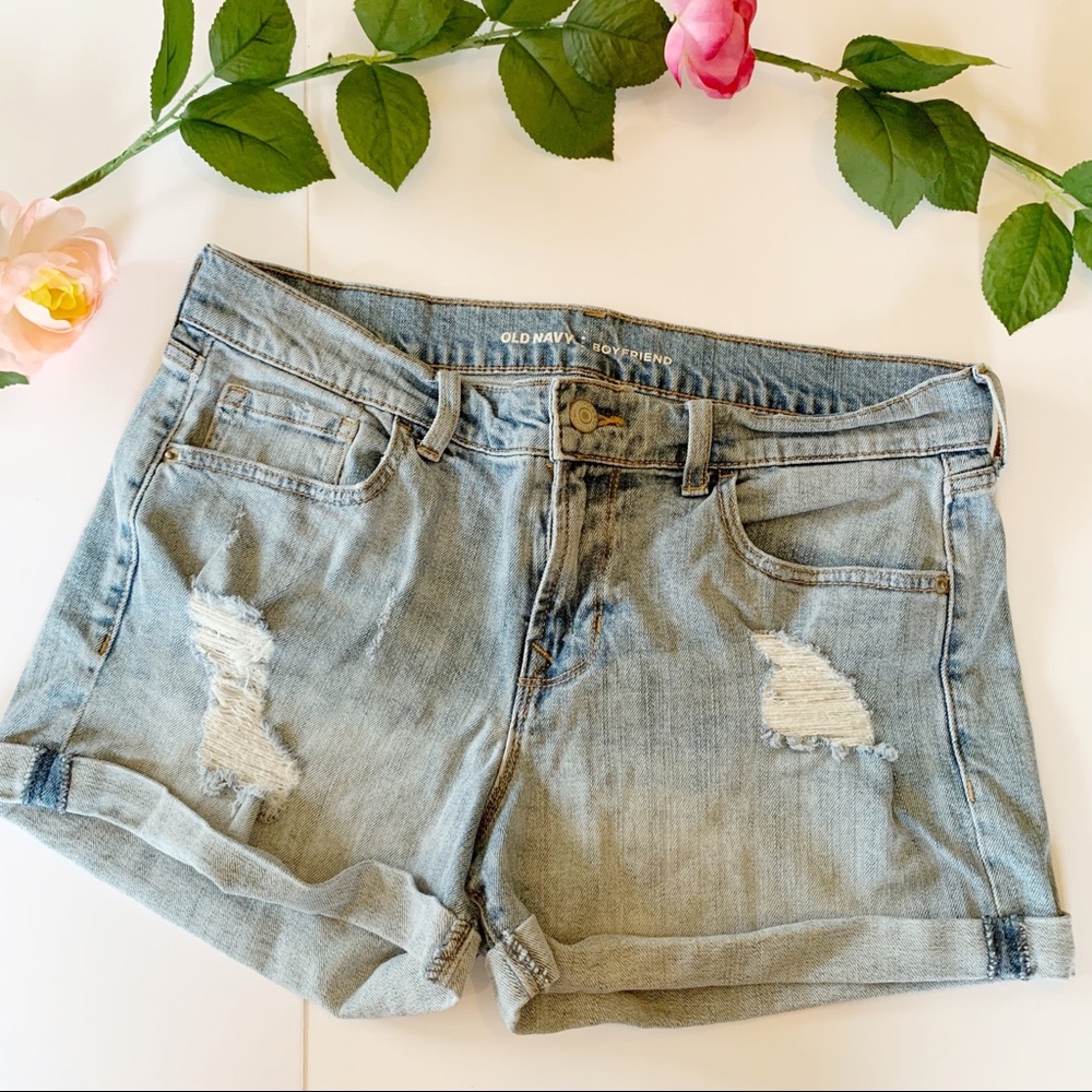 Old Navy | ‘Boyfriend’ Distressed Jean Shorts